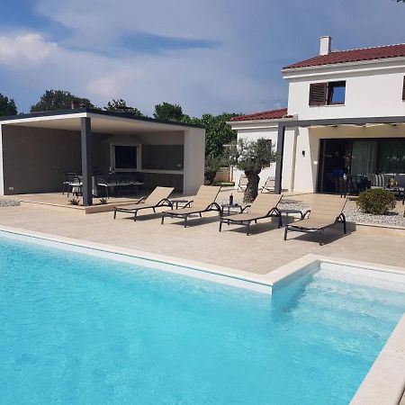 Villa Caprice - Krk Milohnici ภายนอก รูปภาพ