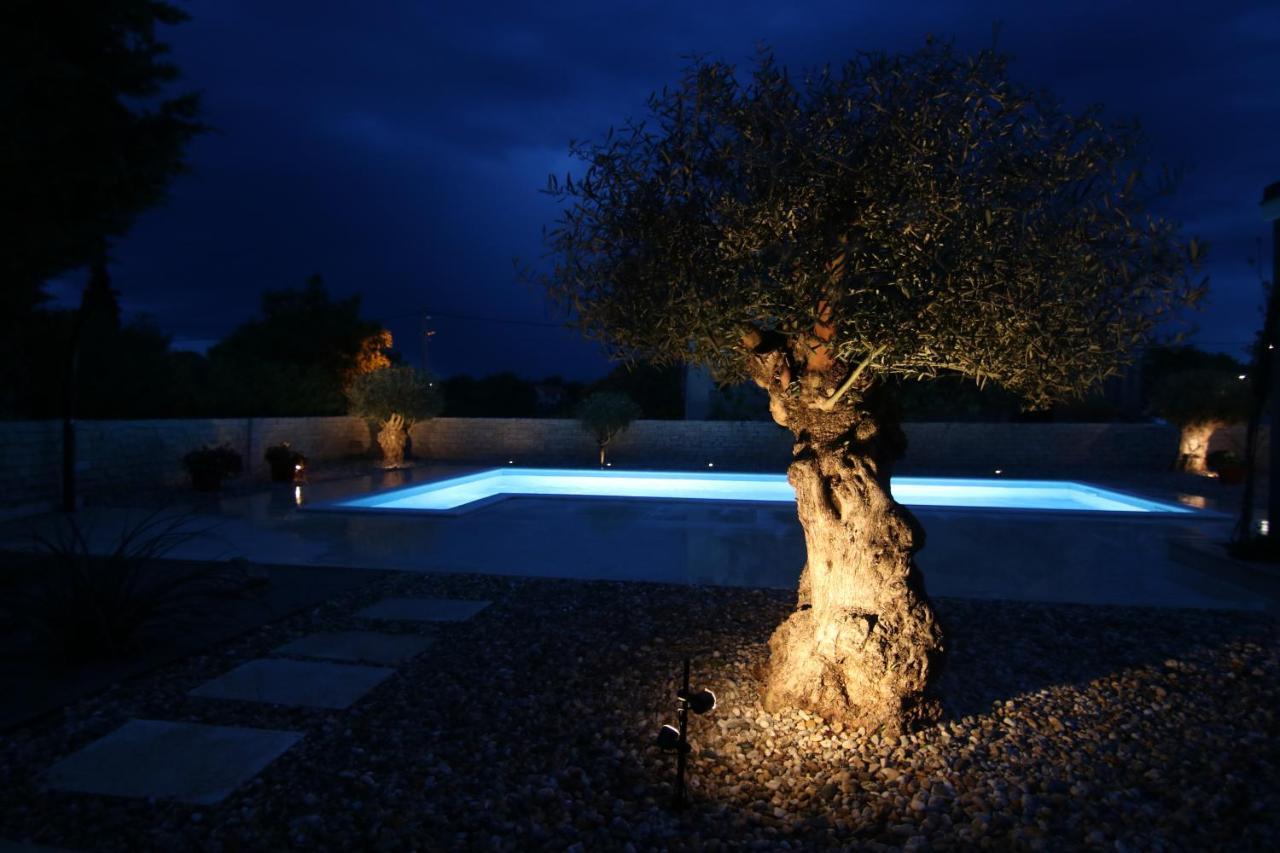 Villa Caprice - Krk Milohnici ภายนอก รูปภาพ