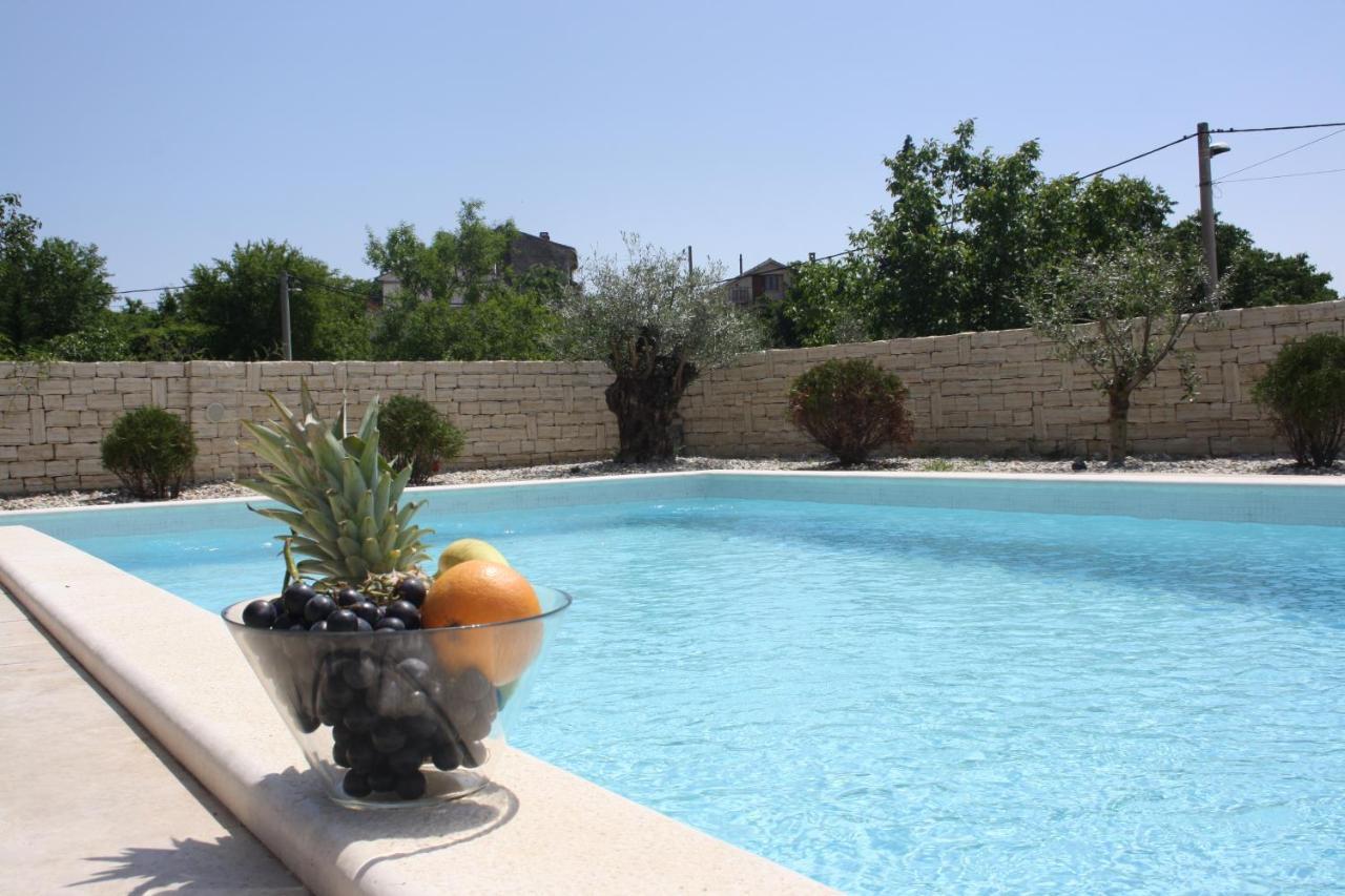 Villa Caprice - Krk Milohnici ภายนอก รูปภาพ