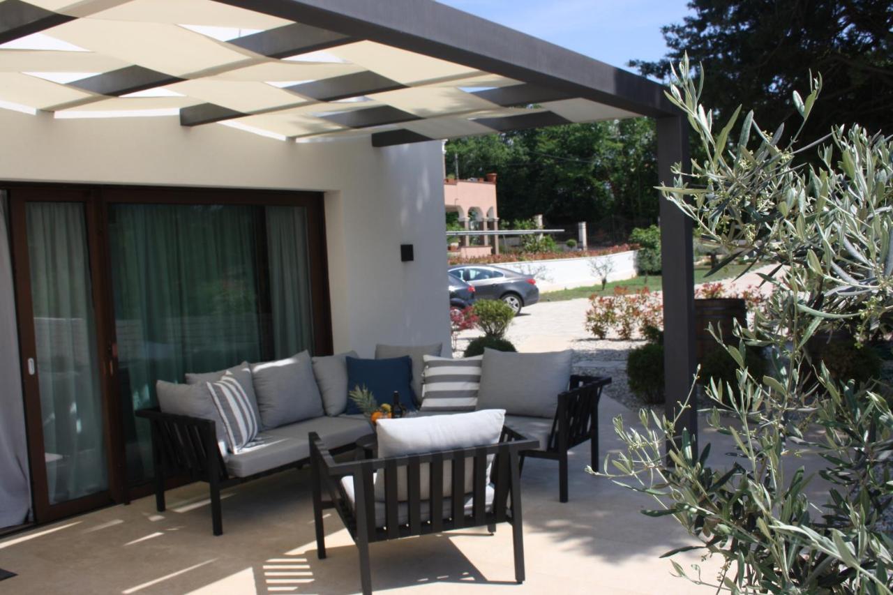 Villa Caprice - Krk Milohnici ภายนอก รูปภาพ