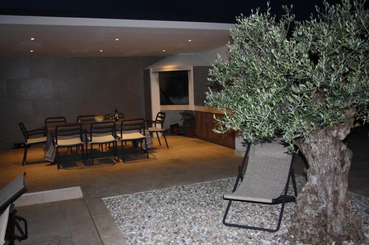 Villa Caprice - Krk Milohnici ภายนอก รูปภาพ
