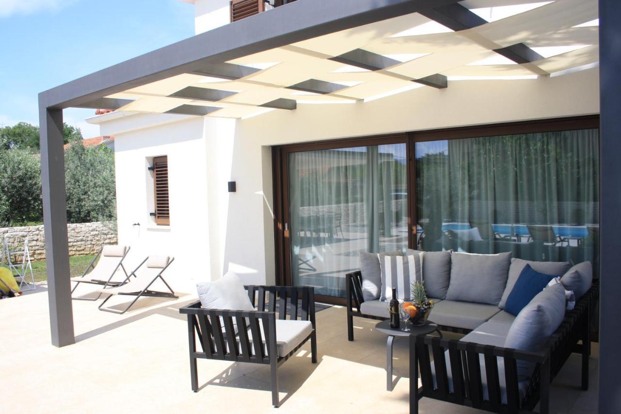 Villa Caprice - Krk Milohnici ภายนอก รูปภาพ