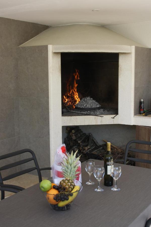 Villa Caprice - Krk Milohnici ภายนอก รูปภาพ